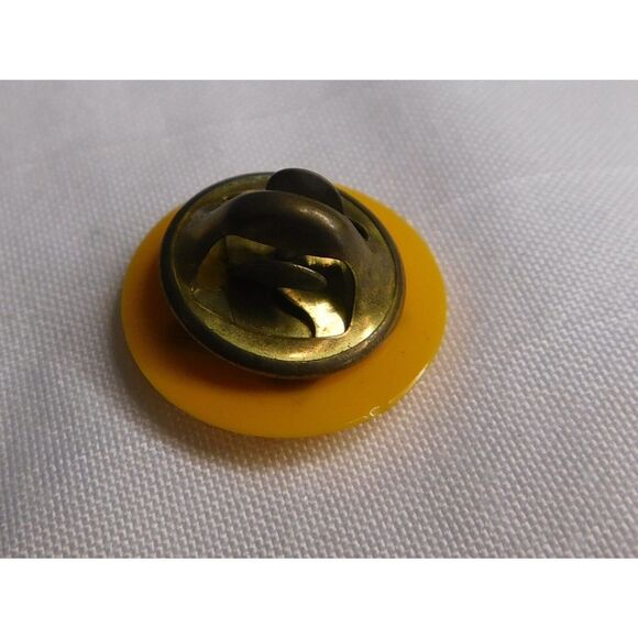 BSA Webelos Boy Scouts 1 Year Service Star Pin Badge Yellow Blue Gold  Vintage - Picture 3 of 3